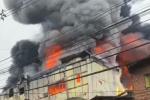 [Video] Un Voraz incendio consumió una fábrica de icopor en Envigado