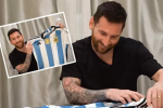 Reacción de Messi al ver la camiseta de Argentina con tres estrellas
