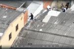 Alias JD captado en video cuando intentaba escapar de las autoridades.